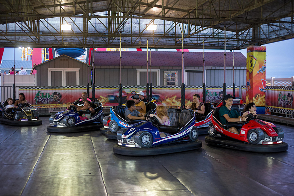 bumper cars amusement park