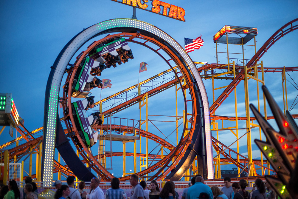 Looping Star Roller Coaster | Jolly Roger Pier Rides