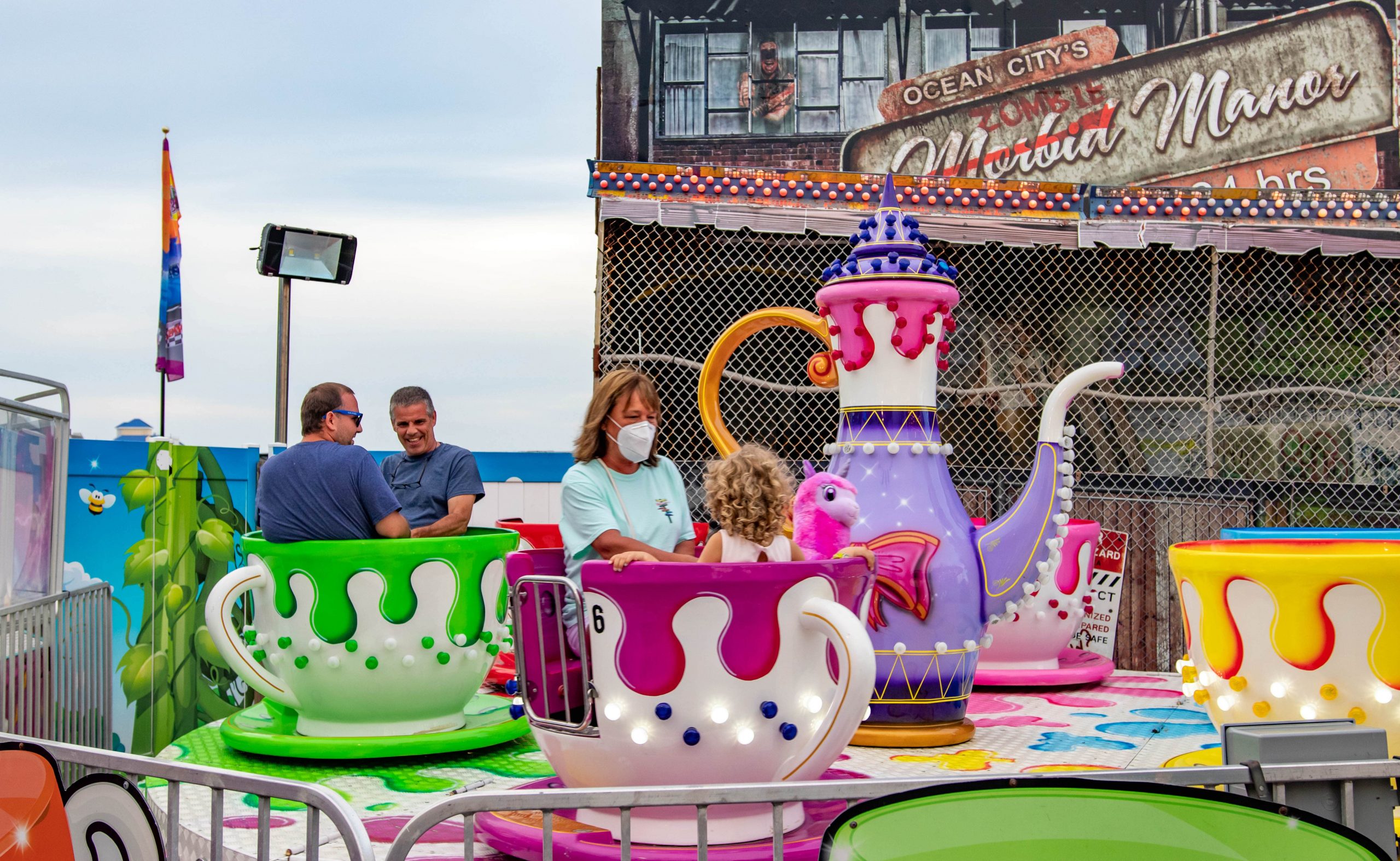 Tea Cups Jolly Roger Pier Amusements Ocean City MD