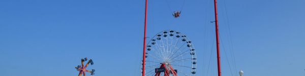 Slingshot on the Jolly Roger Pier